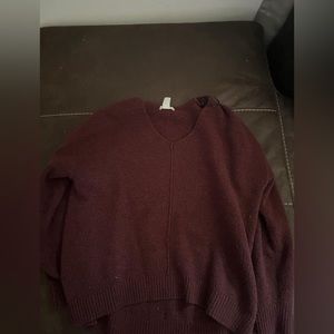 Maroon sweater